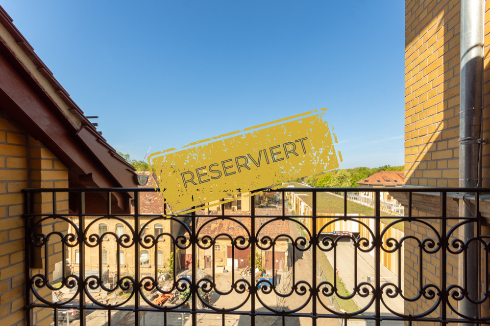 Wunderschöne Dachgeschoss-Wohnung | Loggia | Offene Küche | Parkett | Stellpatz | Aufzug