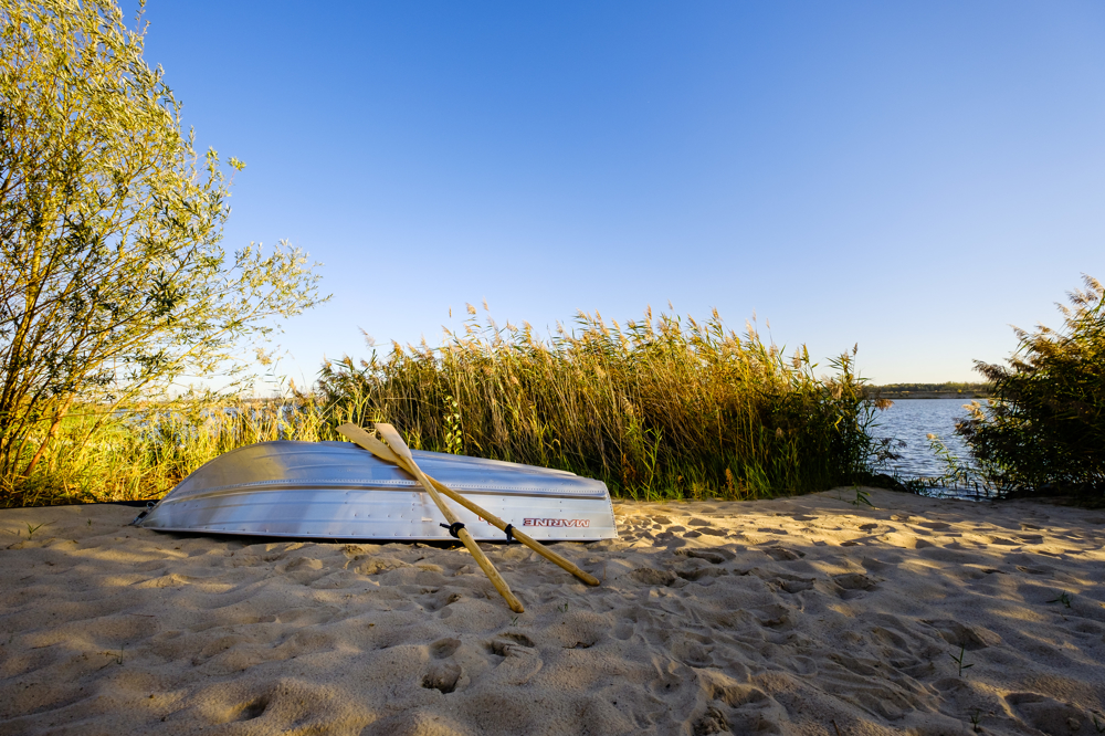 Wohnen, wo andere Urlaub machen – direkter Seezugang! |Kamin mit romantischem Sonnenuntergang