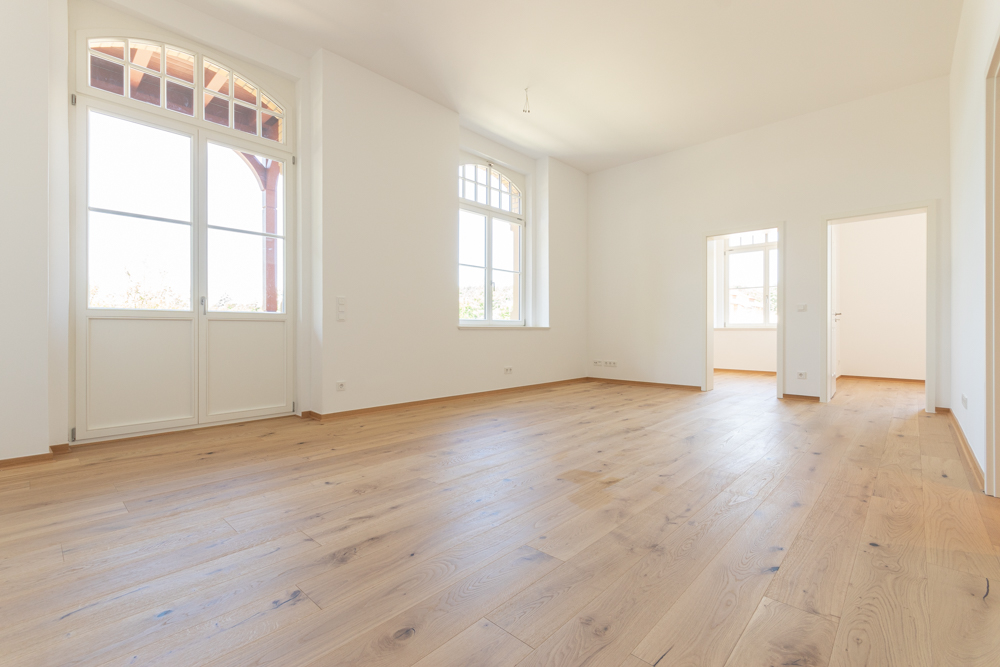 Wohnglück für Familien | Balkon | Offene Küche | HWR | Fußbodenheizung | 2 Bäder | Stellplatz