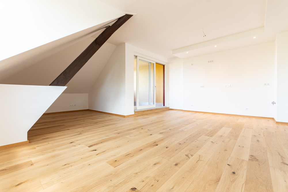 Eleganter Dachgeschoss-Traum mit Loggia | Hochwertige Ausstattung | HWR | Aufzug | Stellplatz