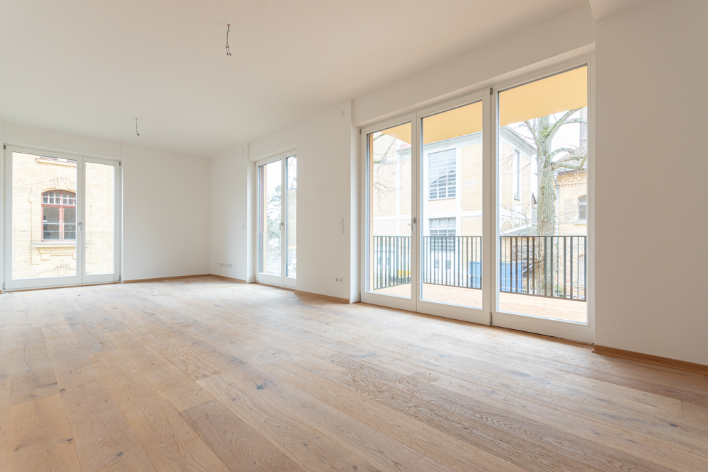Perfektes Zuhause für Familien & Paare | Balkon | HWR | Bad mit Wanne & Dusche | Stellplatz | Aufzug