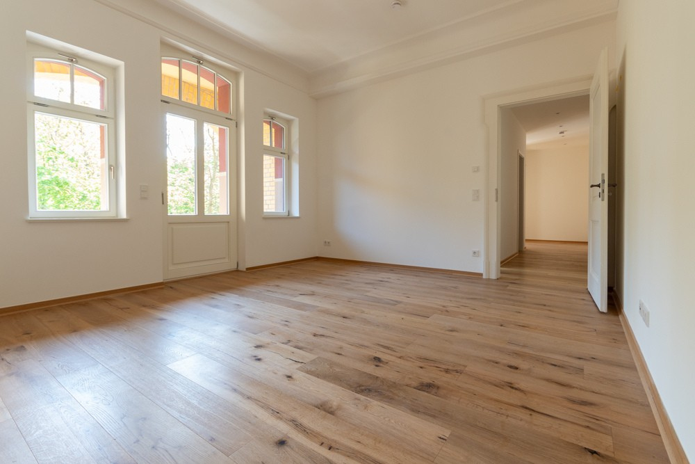 Wohnen & Arbeiten in ruhiger Lage | Loggia | Tageslichtbad | Parkett | Stellplatz | Aufzug
