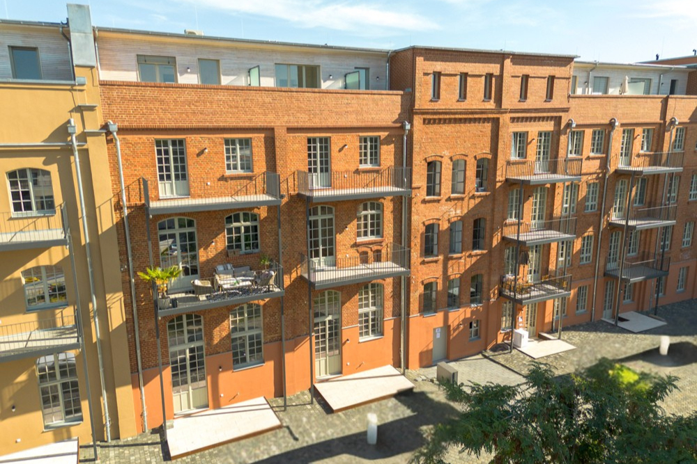 Traum-Maisonette mit großer Dachterrasse | Balkon | 2 Bäder | Echtholzparkett | Stellplatz