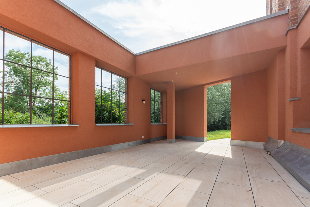 Ruheoase mit Terrasse und Atrium | Moderne Ausstattung | Gäste-WC | Echtholzparkett | Stellplatz