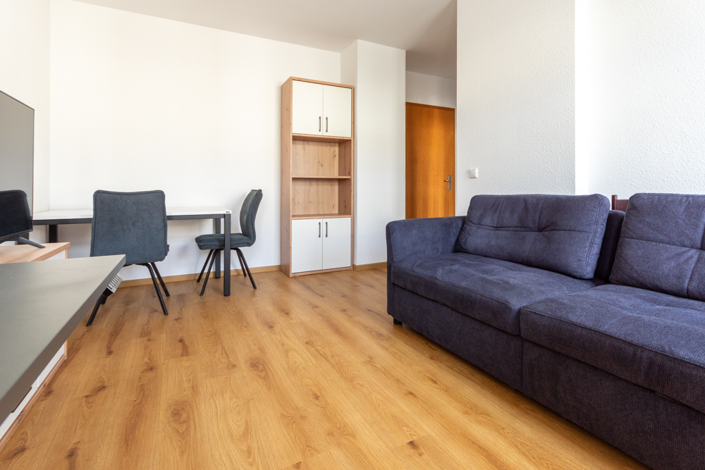 Schönes Apartment in angesagter Lage | voll möbliert | Tageslichtbad mit Dusche | Keller