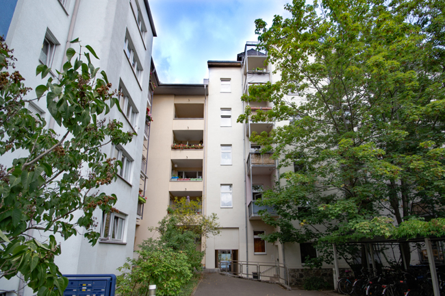 Attraktives City-Apartment mit Loggia und Tiefgarage | Zentrum-Süd