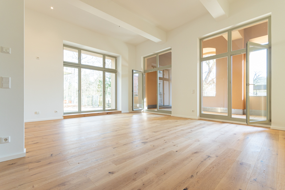 Tolle Familienwohnung mit Einbauküche| Großzügige Terrasse | Loggia | 2 Bäder | Stellplatz