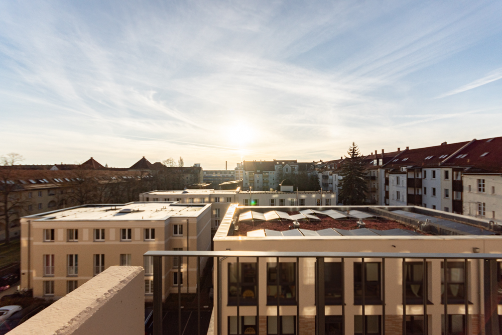Erstbezug mit sonnigem Südbalkon | Einbauküche | Fußbodenheizung