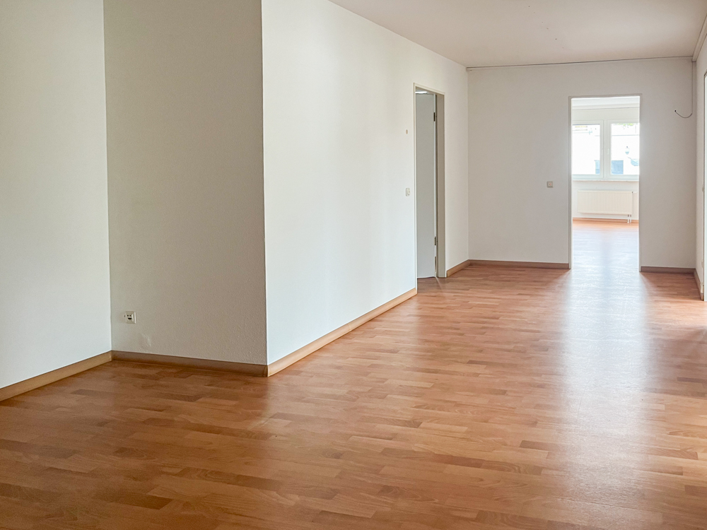 Top gelegene Büroeinheit im Zentrum-Süd | Küche | Gäste-WC | Balkon | 3 Monate mietfrei