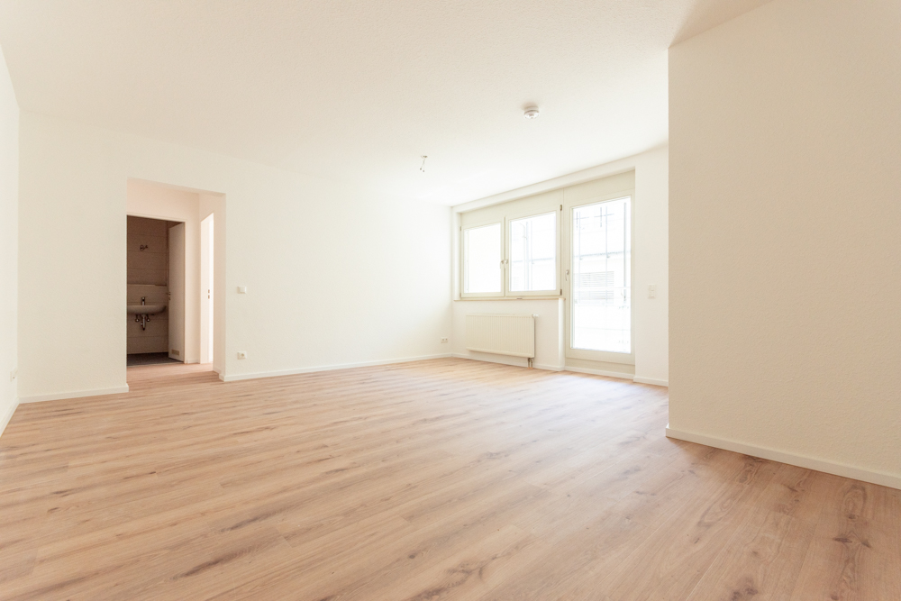 Helle 2,5-Zimmer-Wohnung | Direkt in der Innenstadt | Erstbezug nach Sanierung | Balkon