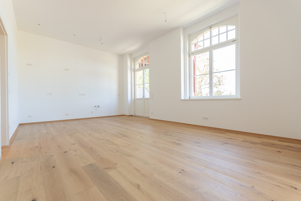 Familienfreundliches Wohnen im Grünen: 4 Zimmer mit Balkon und zwei Bädern | HWR | Stellplatz