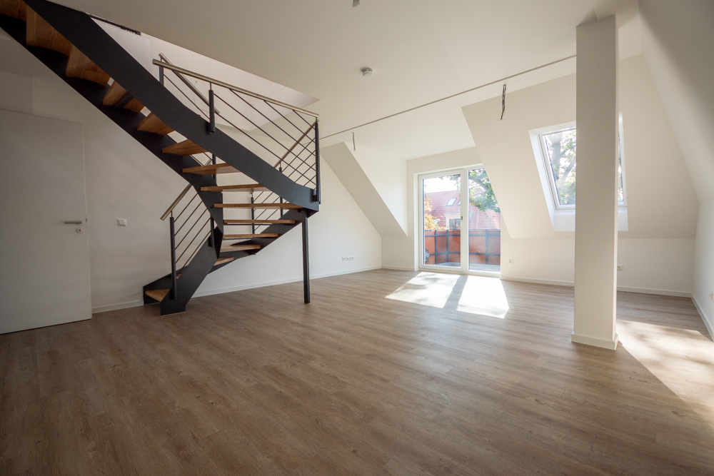 kleinstrehlen | 2 Bäder | Fußbodenheizung | Dachbalkon | Galerie | Tiefgarage