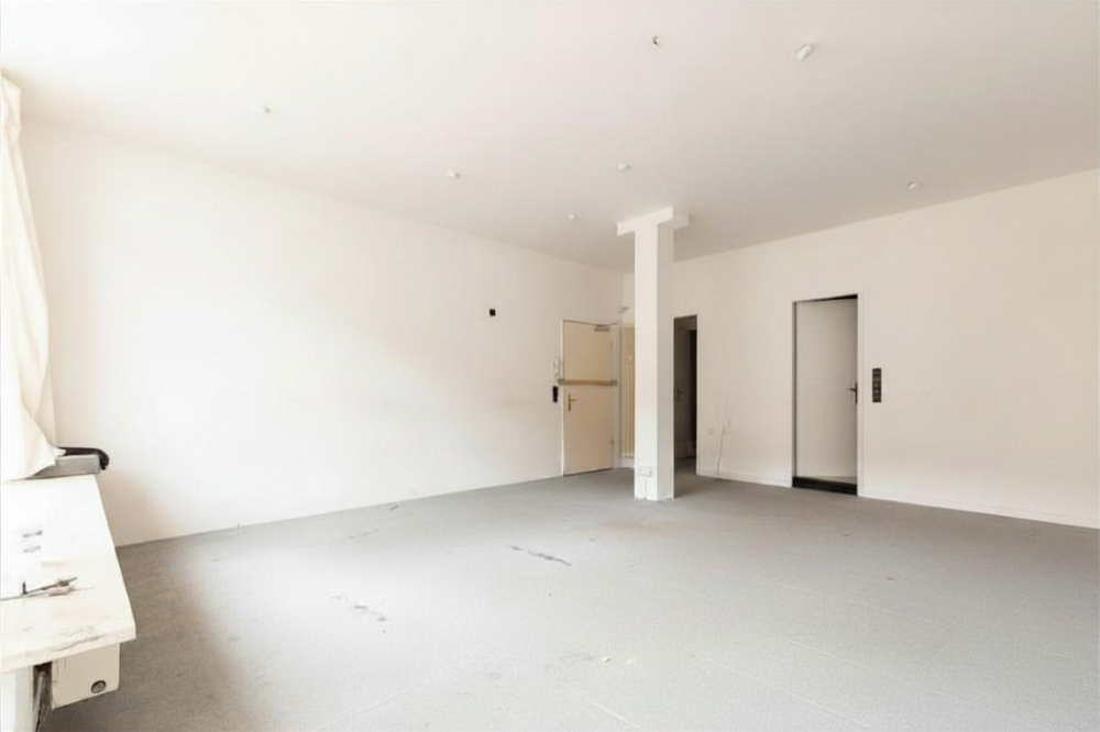 Laden-/ Büroeinheit im Zentrum- Ost |Großes Schaufenster | Frei gestaltbar | Teeküche
