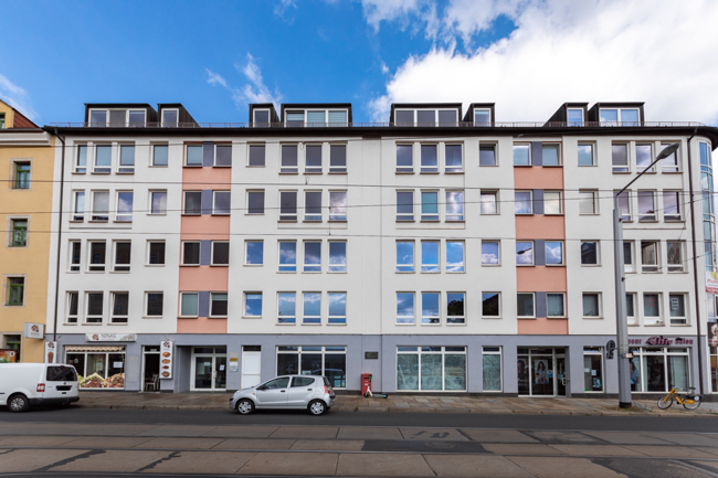 Top gelegene Wohnung in Zentrumsnähe | Friedrichstadt | Laminatfußboden | ab sofort