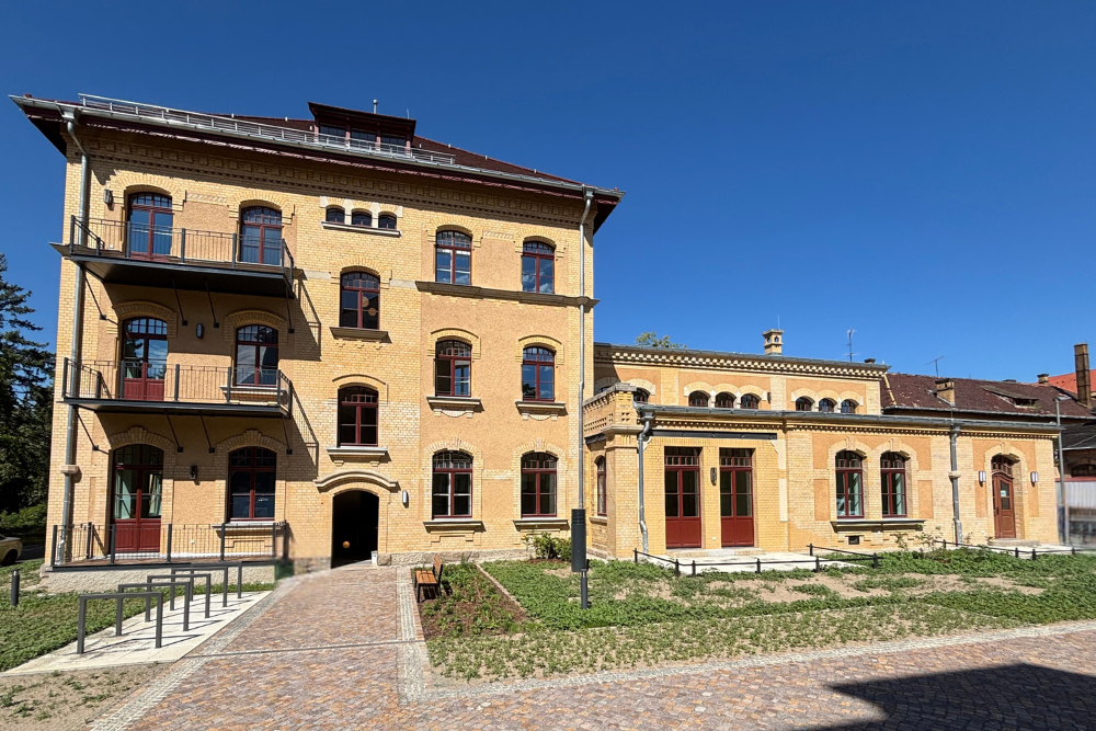 Viel Platz zum Wohlfühlen: Familienwohnung mit 2 Balkonen | HWR | Wohnküche | Stellplatz