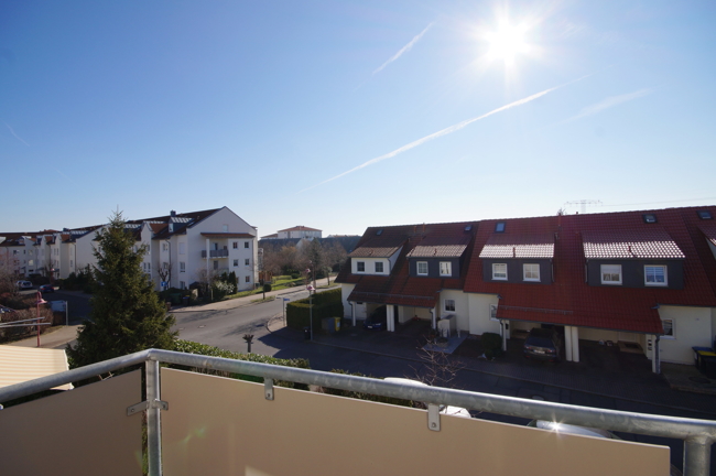 Tolle Dachgeschosswohnung mit Balkon | Wannenbad | Stellplatz möglich | in ruhiger Lage