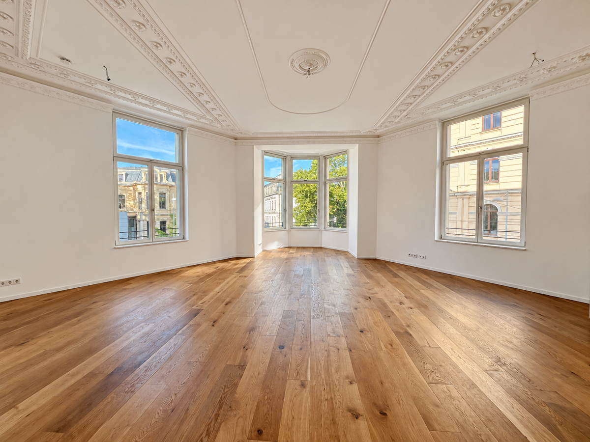 Stilvolle Erkerwohnung in Citylage|hochwertig Saniert|Stuck |Wanne | Parkett